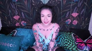 Cutie Frankie - Watch Daddy Breed Me, Bro