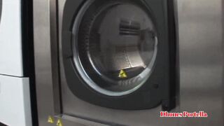 Rabuda Safada Sits On Collea's Stick In The Laundry Room Escondido dos Patrões