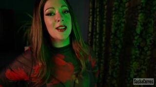 SashaCurves - Smothered By Your Sister