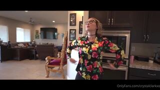 Crystal Clark - Mom Needs To Relax