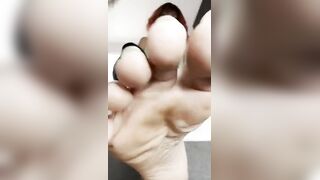 Yourhikerbabe - Step Mum Makes You Clean Her Trainers And Heels