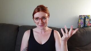 Itskinkerbell - Mommy POV Facesitting