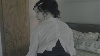 GoAskAlex - Goth step-mommy asks for your help